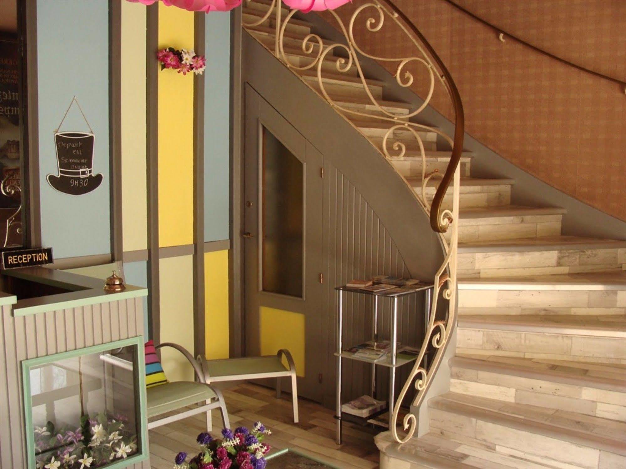 Hotel Le Flaubert Fougères Dış mekan fotoğraf